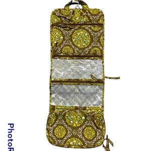 Green Vera Bradley Hanging Travel Organizer / Toiletry Bag